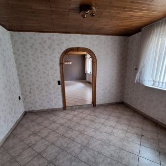 Westhofen: Großes Einfamilienhaus in ruhiger Lage - Bild# 3