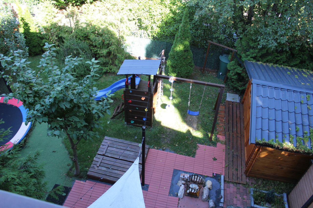 Großzügiges Massivhaus mit Gartenidylle, Terrasse & Balkon – flexibel als Ein- oder Zweifamilienhaus - Bild# 19