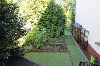 Großzügiges Massivhaus mit Gartenidylle, Terrasse & Balkon – flexibel als Ein- oder Zweifamilienhaus - Bild# 4